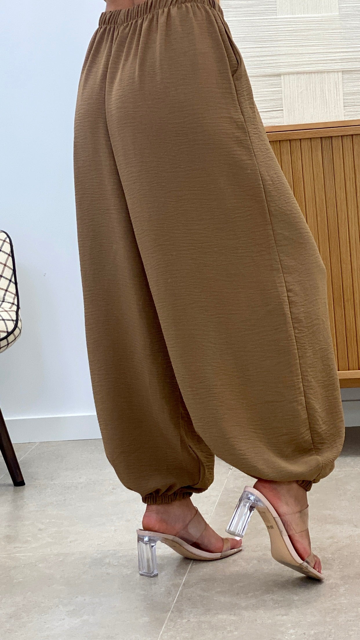 PANTALÓN KINSABOM