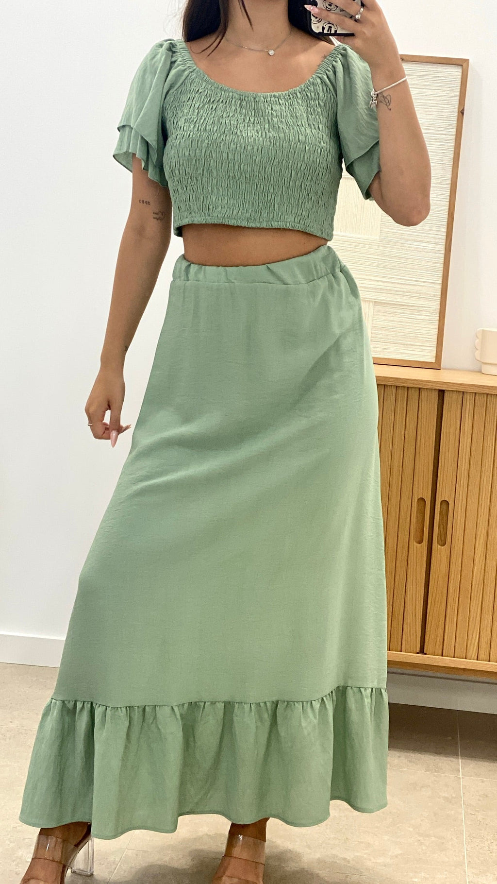 CONJUNTO TOP MANGA VOLANTES  Y FALDA LARGA