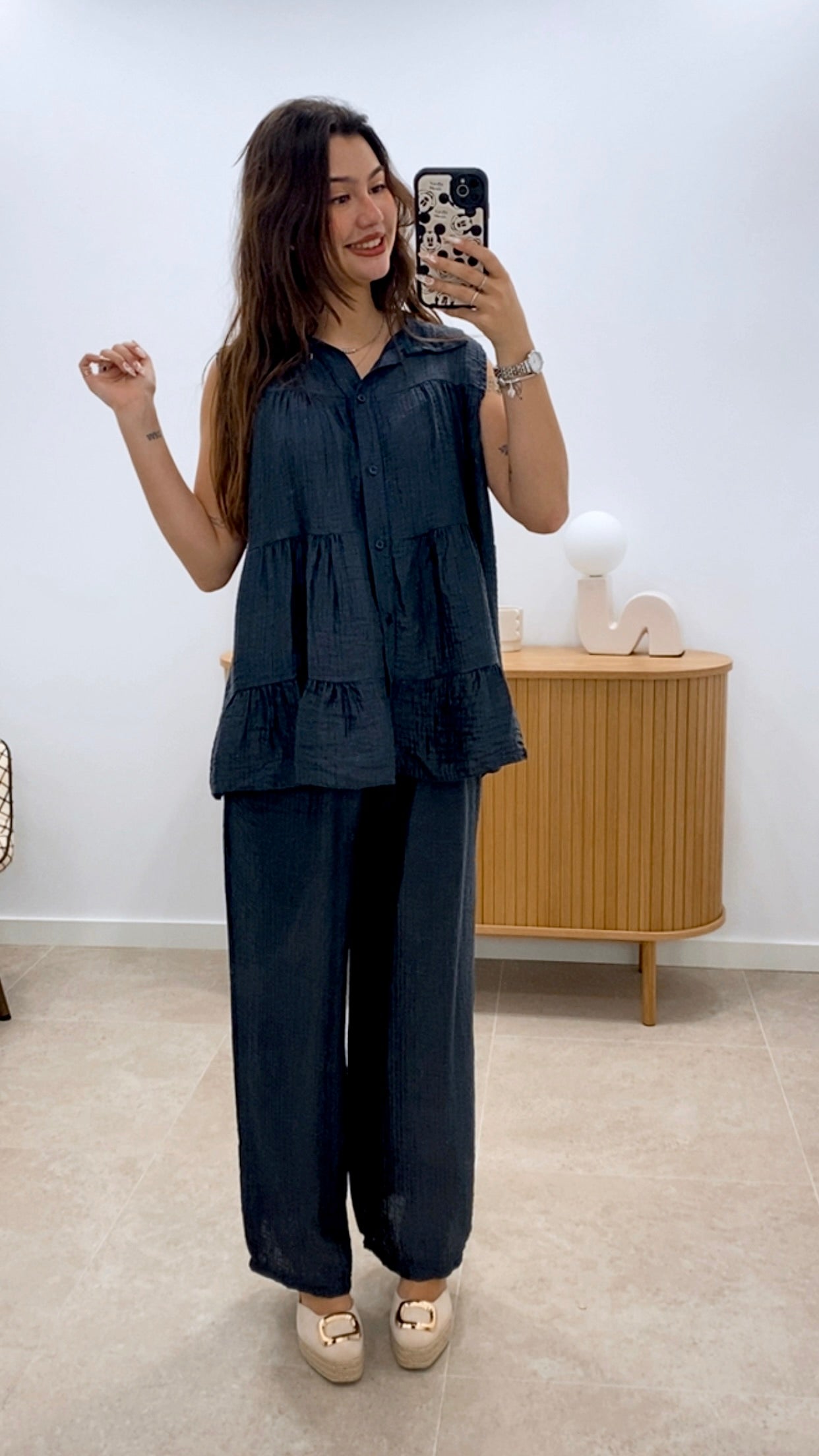 CONJUNTO CAMISA SIN MANGAS Y PANTALÓN UNICOLOR