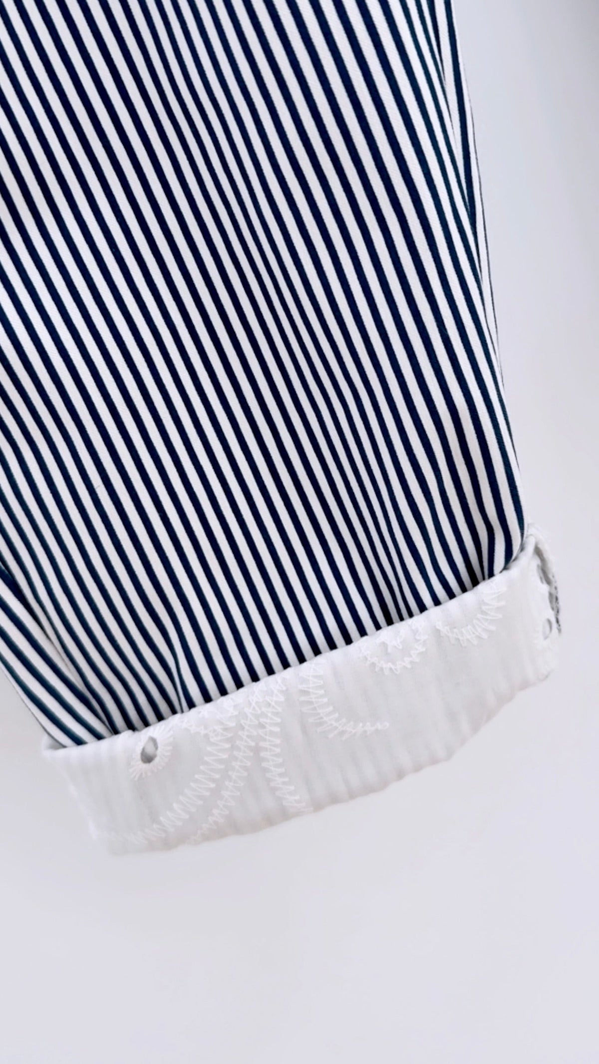 PANTALÓN LINEAS ELÁSTCIO