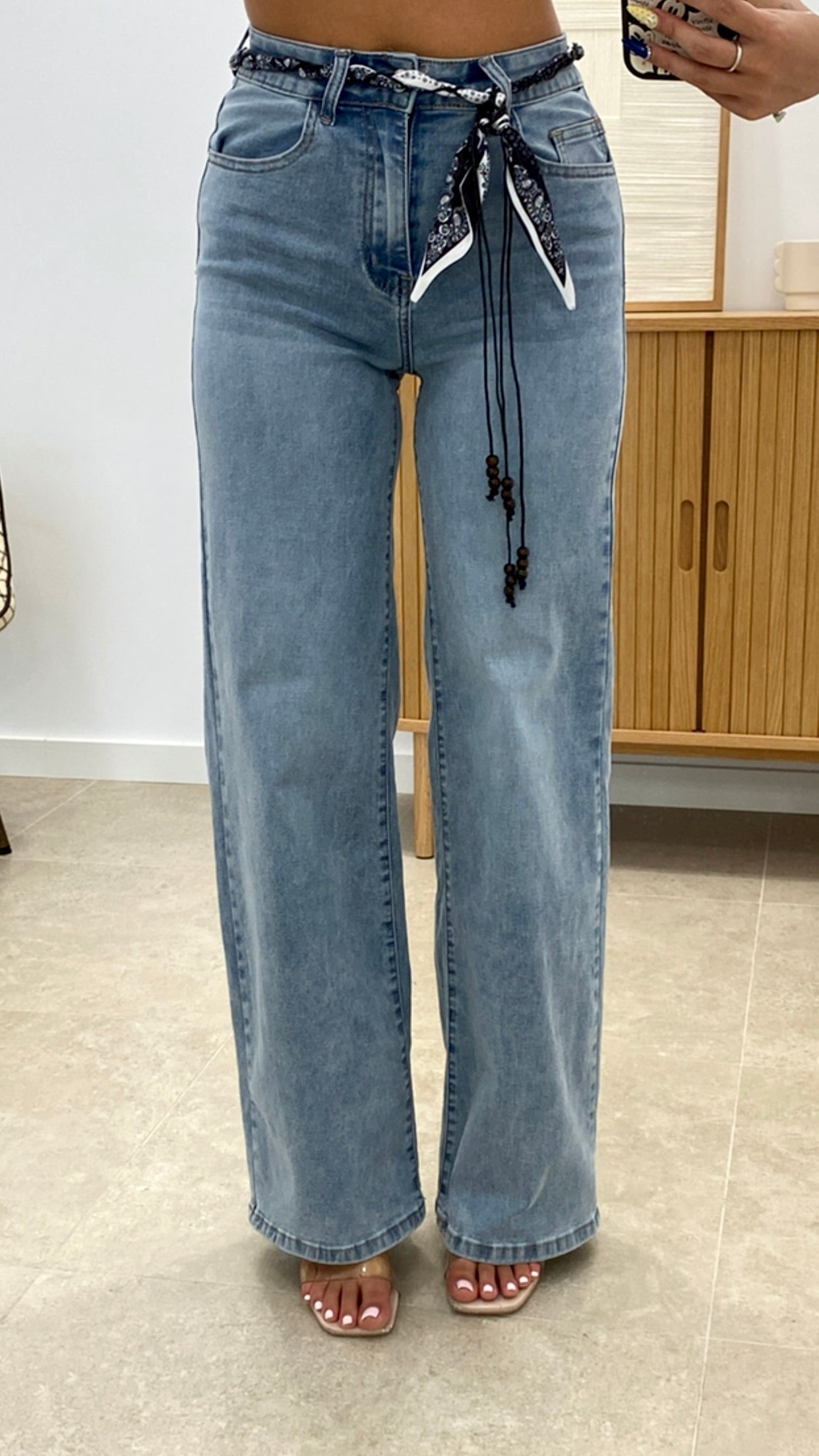 PANTALÓN DENIM + CINTURÓN BANDANA