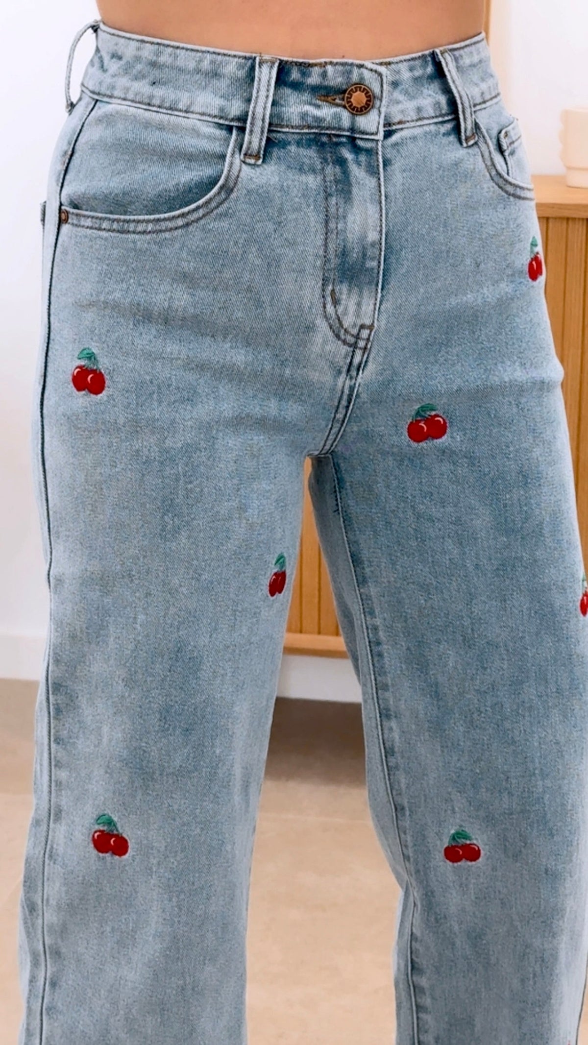 PANTALÓN CEREZA