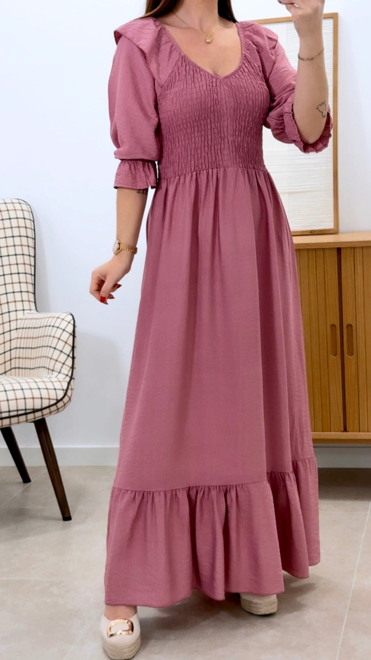 VESTIDO LARGO MANGA Y VOLANTE