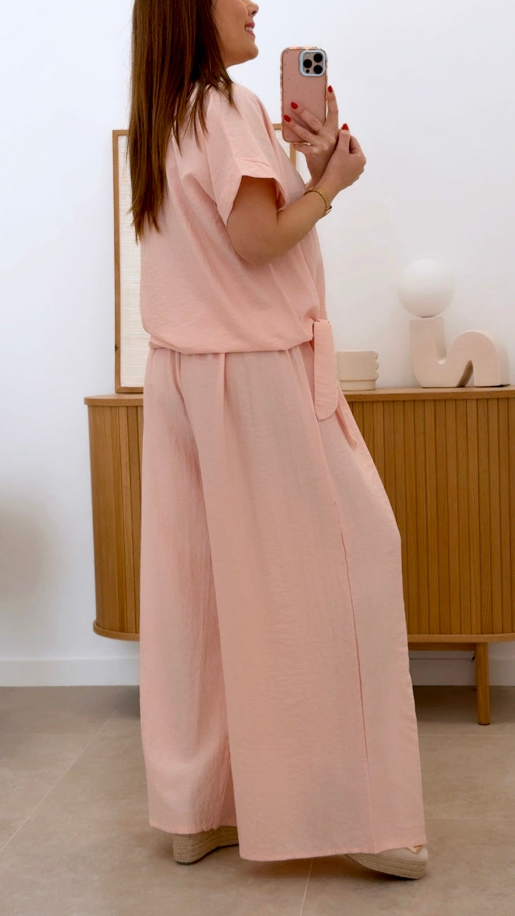 CONJUNTO LISO ANUDADO TOTAMONA en Talla Única Pantalón con Cintura Engomada y Camiseta de Manga Corta 85% Viscosa 15% Nylon Suave y Duradero Look Casual Cómodo