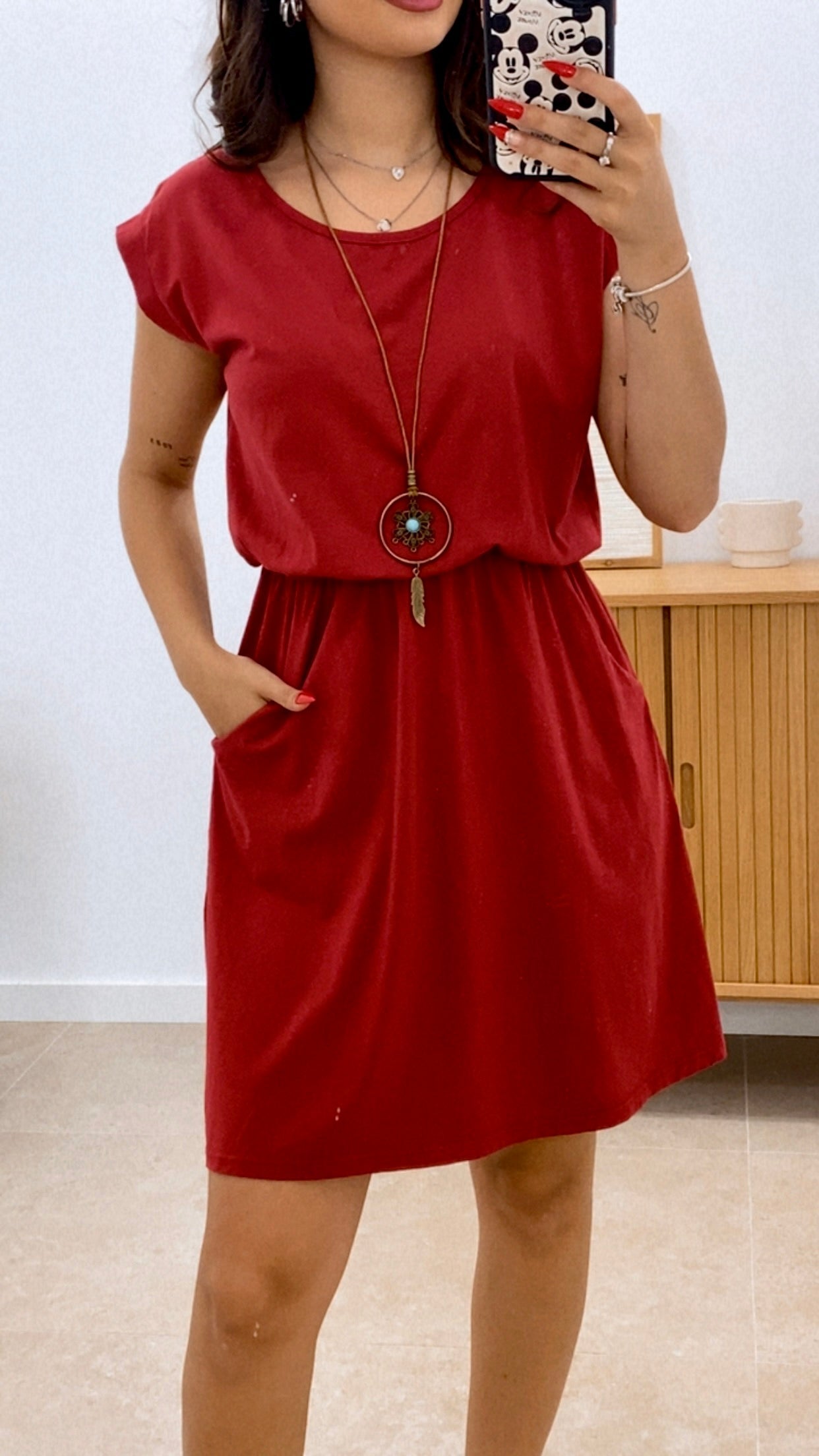 VESTIDO LISO + COLLAR
