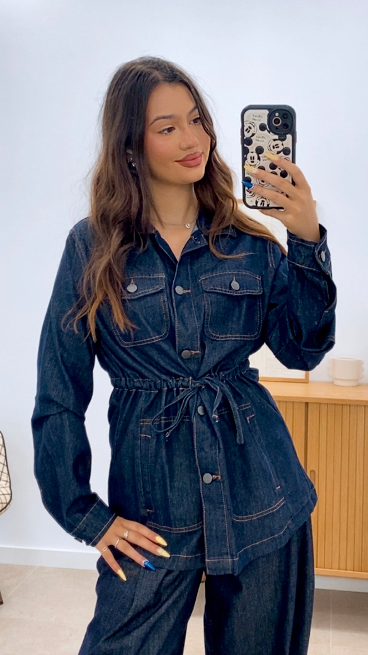 CHAQUETA DENIM BOTONES Y BOLSILLOS