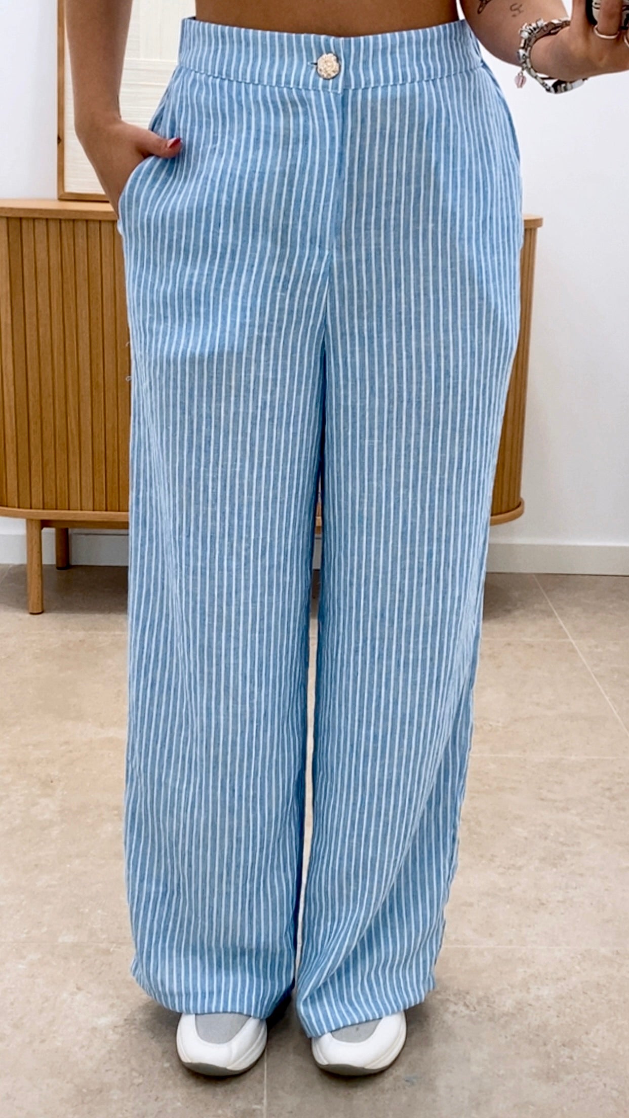 CONJUNTO RAYADO CHALECO CORTO Y PANTALÓN