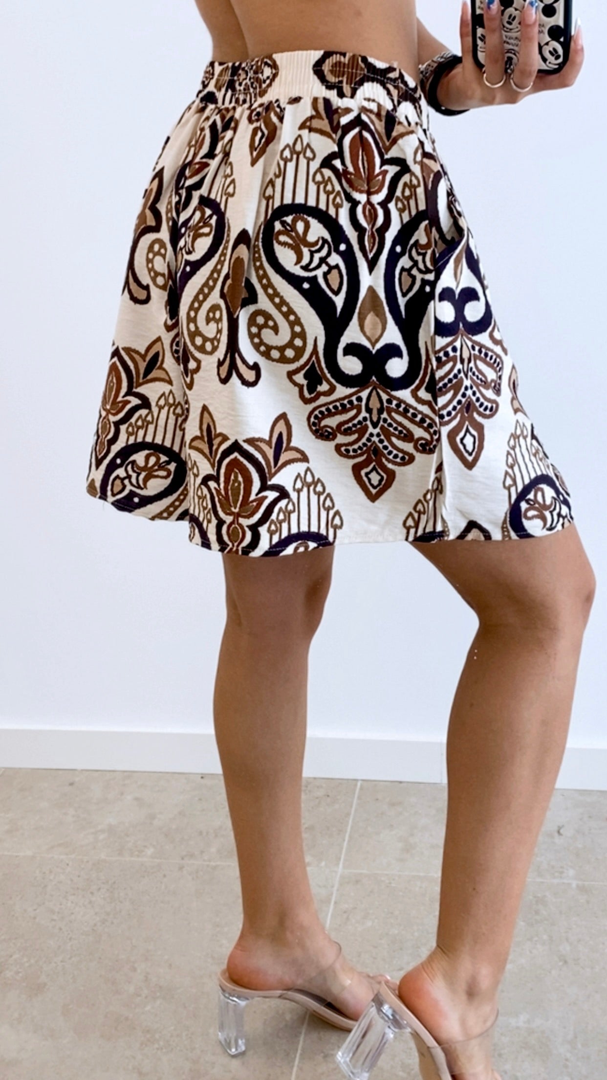 SHORT ESTAMPADO CINTURA ENGOMADA