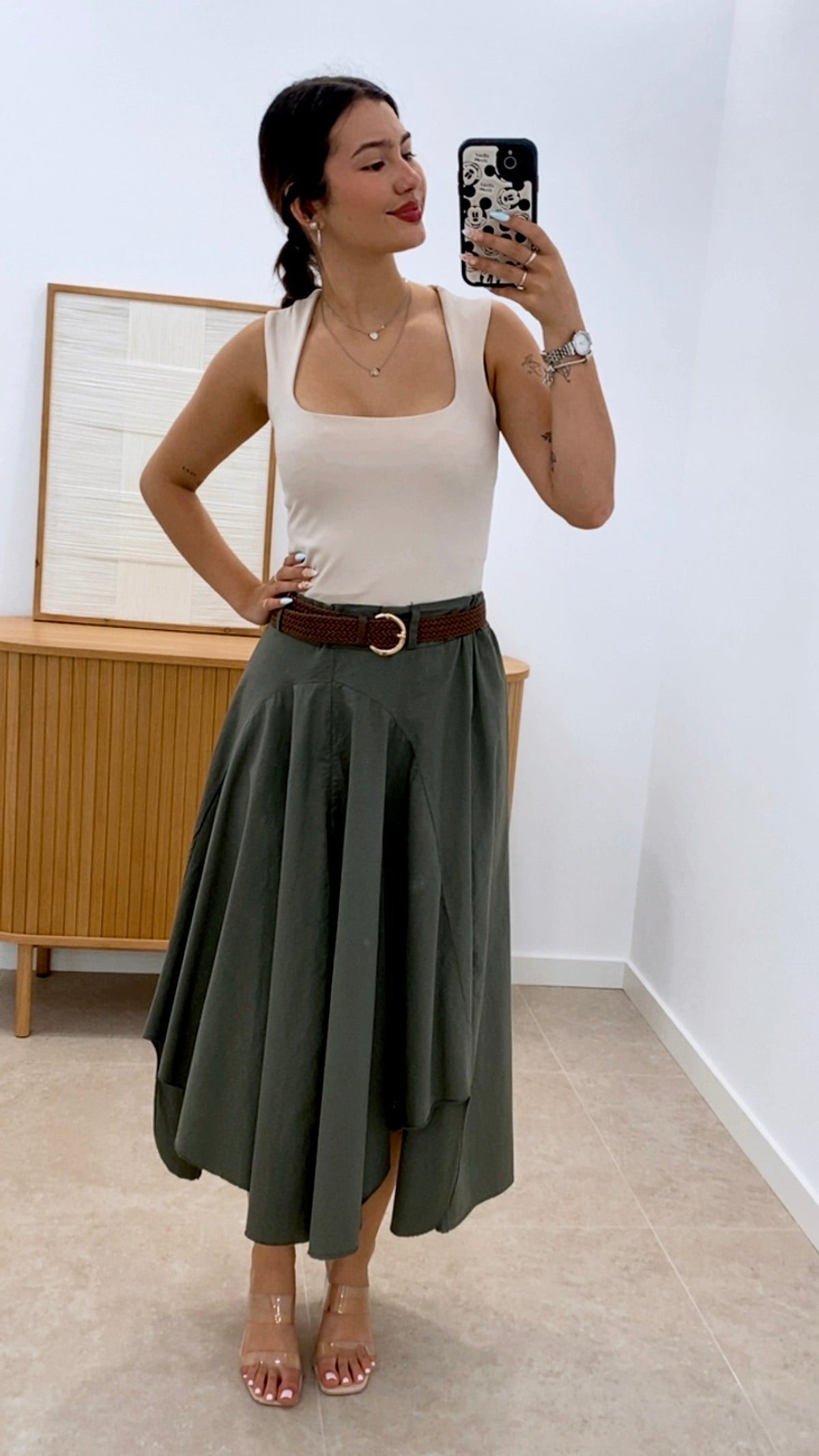 FALDA IRREGULAR + CINTURÓN