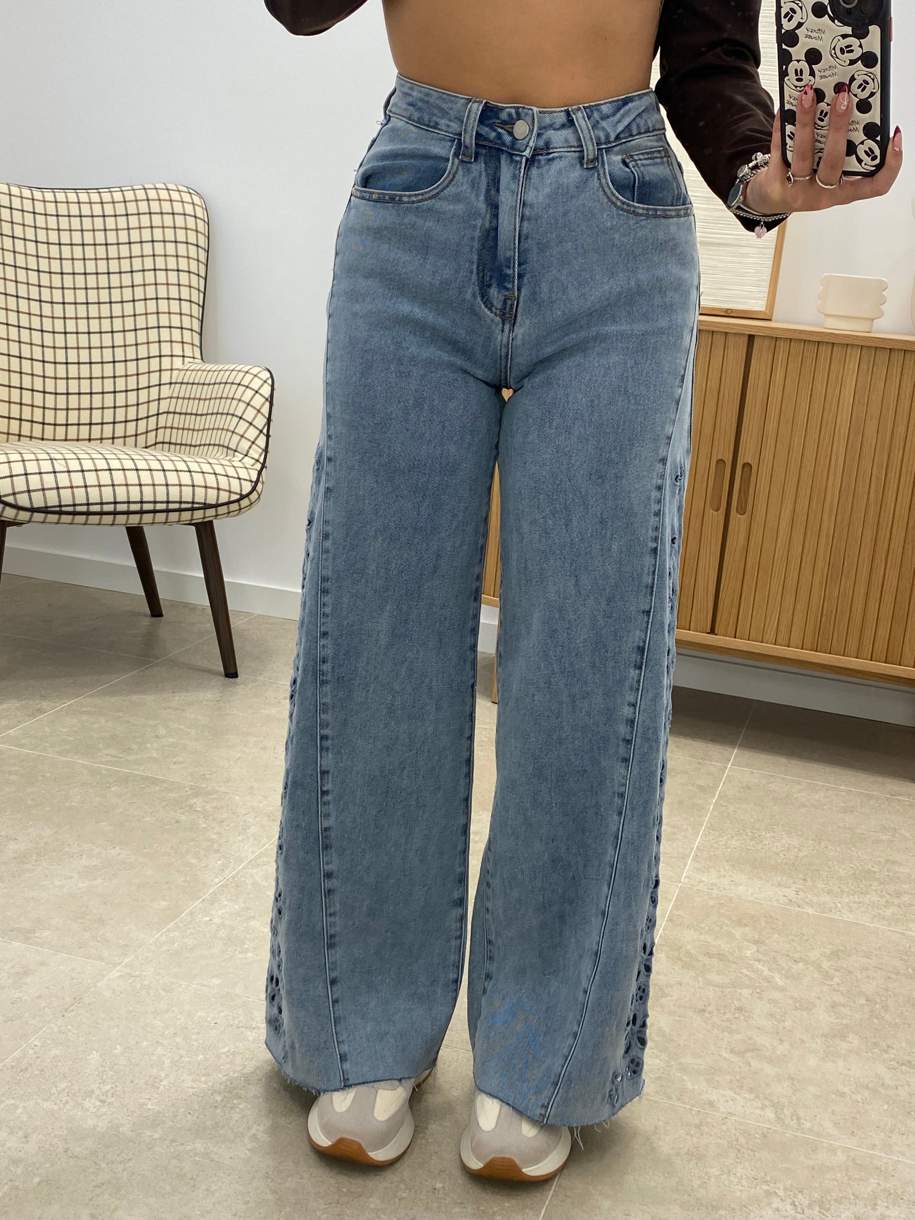 PANTALÓN WIDE LEG TROQUELADO