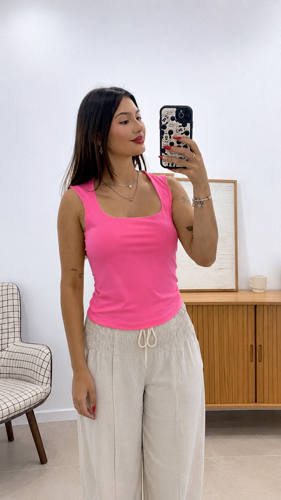 CAMISETA SIN MANGAS ESCOTE CUADRADO