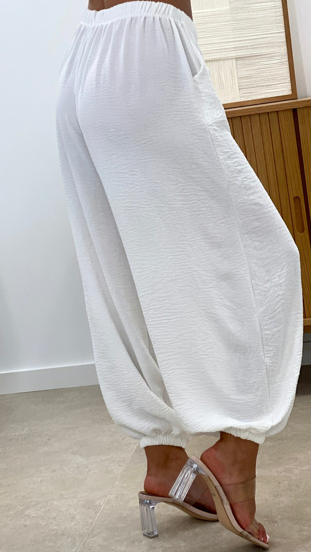 PANTALÓN KINSABOM