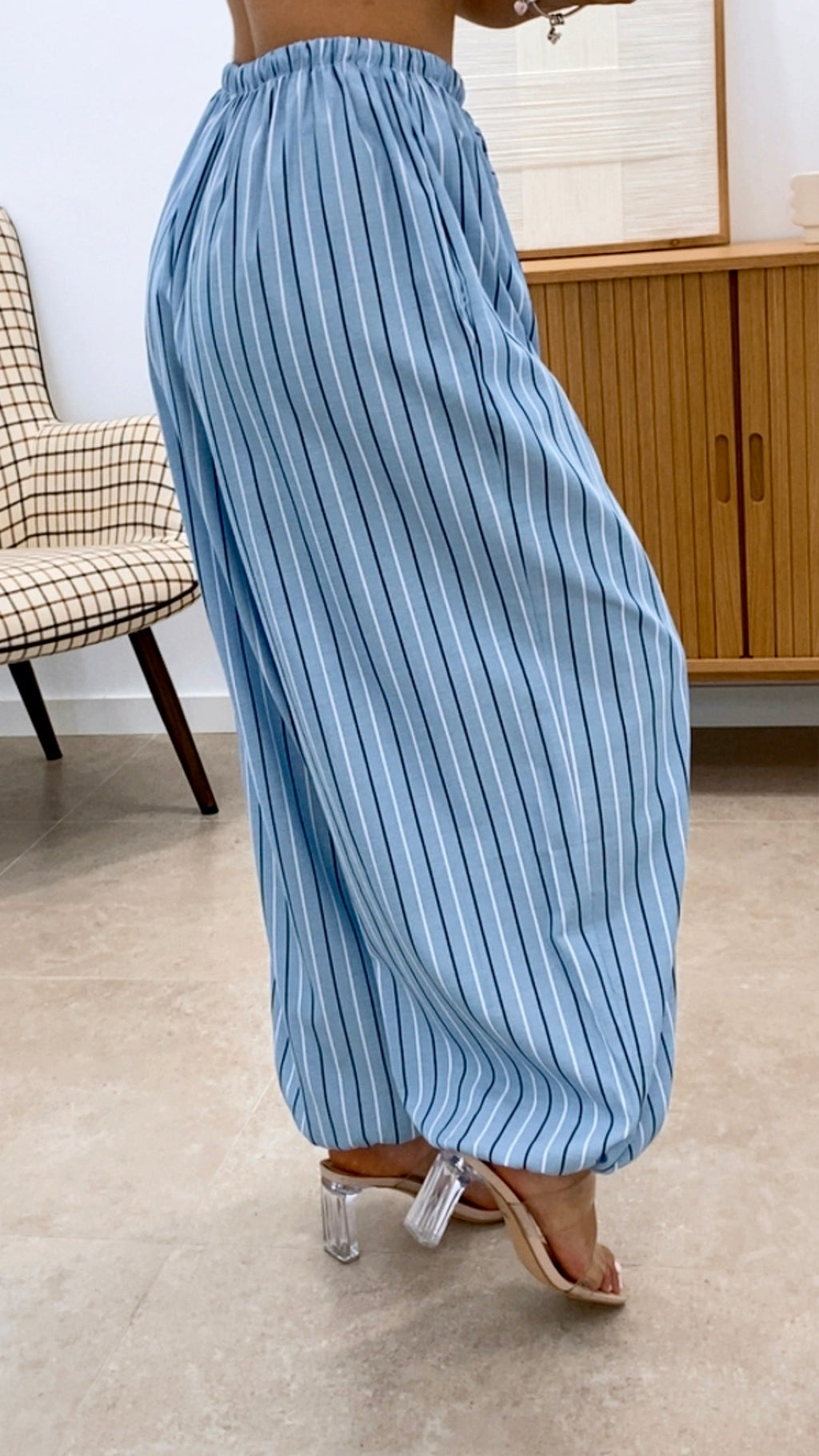PANTALÓN BOMBACHO LÍNEAS