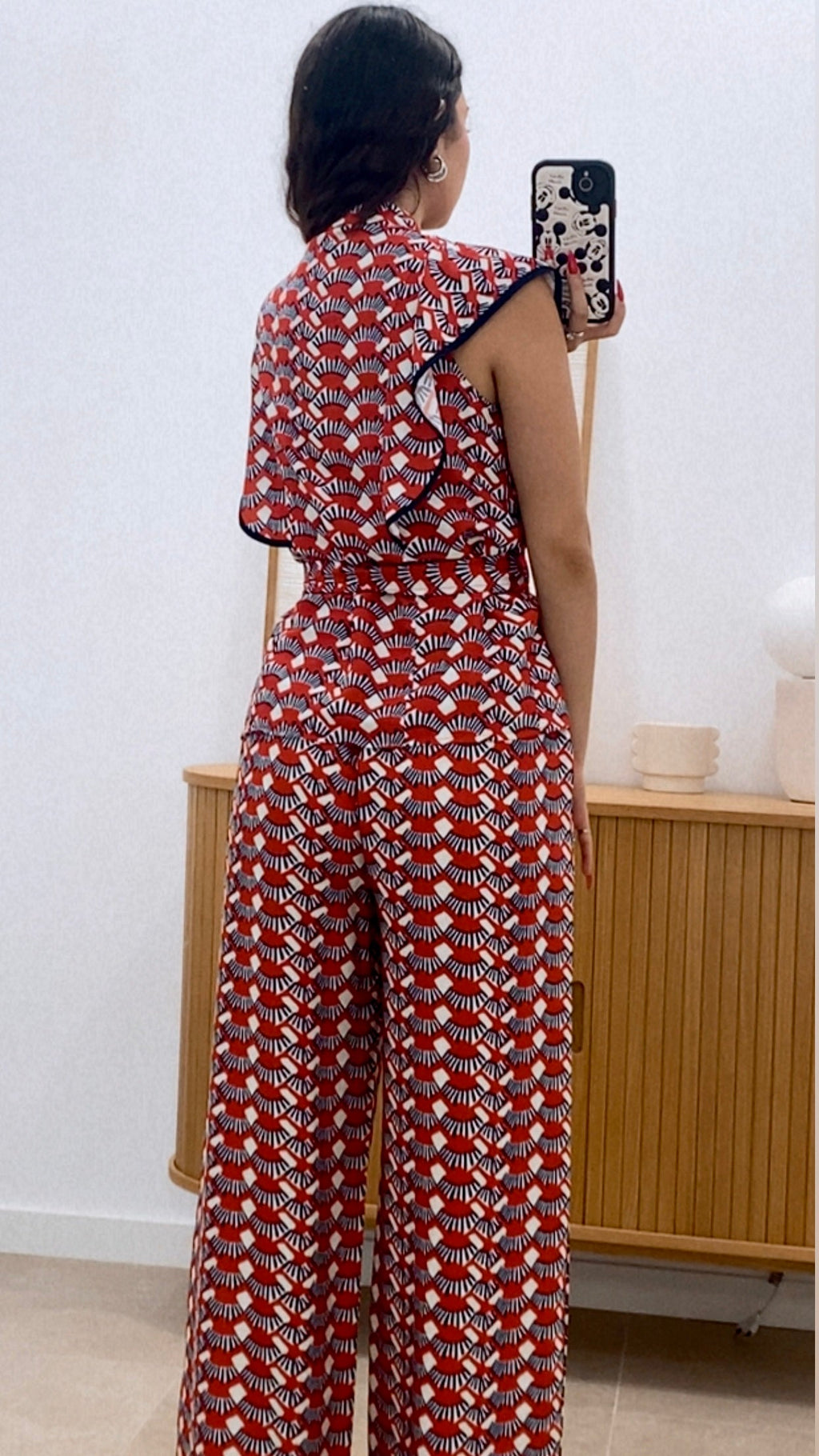 CONJUNTO DE CAMISA SIN MANGAS Y PANTALÓN ESTAMPADOS