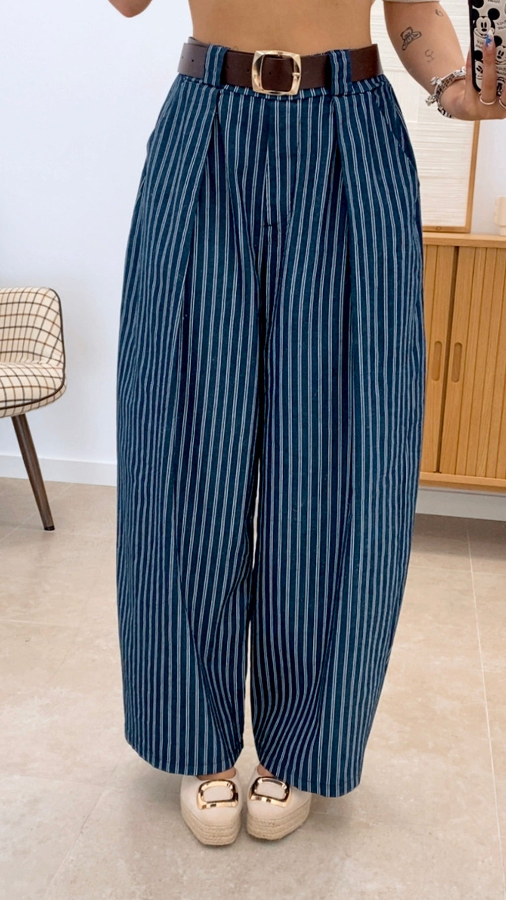 PANTALÓN + CINTURÓN POLIPIEL