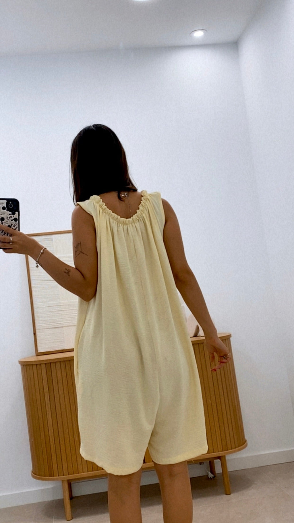MONO CUELLO TACHAS