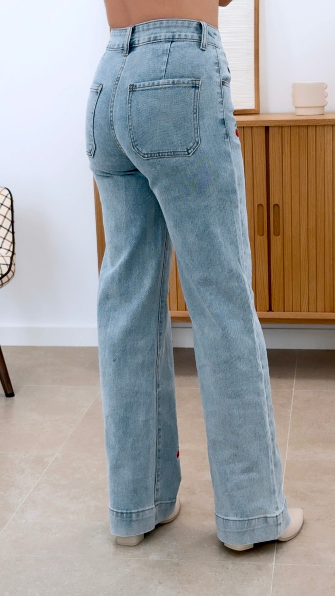 PANTALÓN CEREZA