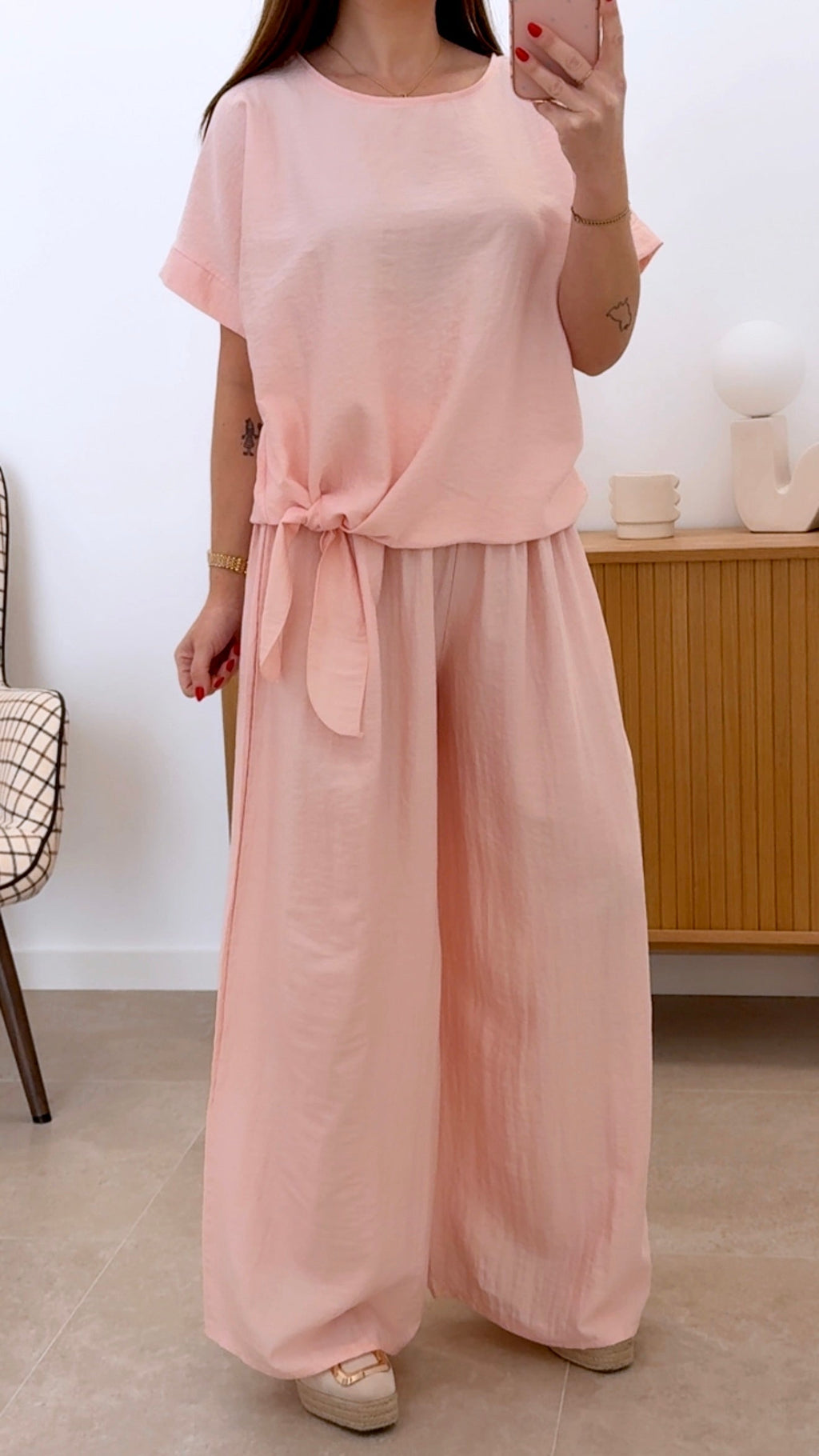 CONJUNTO LISO ANUDADO TOTAMONA en Talla Única Pantalón con Cintura Engomada y Camiseta de Manga Corta 85% Viscosa 15% Nylon Suave y Duradero Look Casual Cómodo