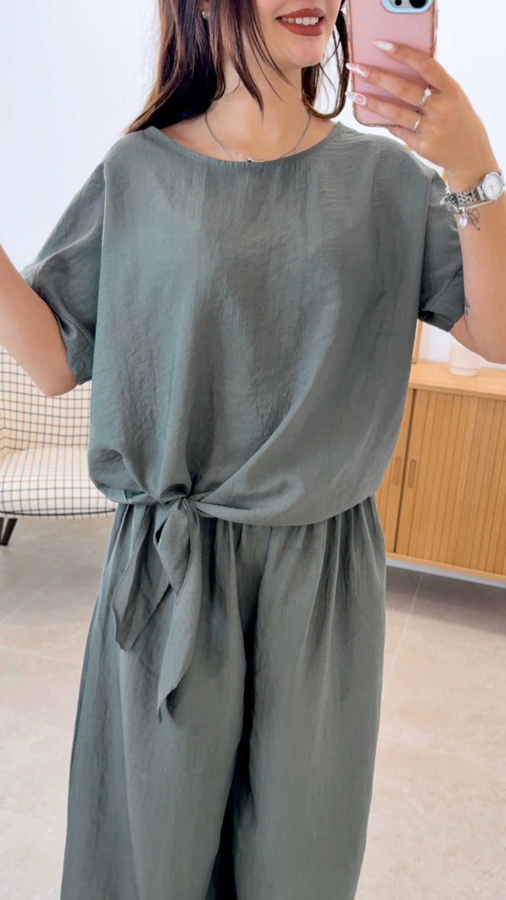 CONJUNTO LISO ANUDADO TOTAMONA en Talla Única Pantalón con Cintura Engomada y Camiseta de Manga Corta 85% Viscosa 15% Nylon Suave y Duradero Look Casual Cómodo