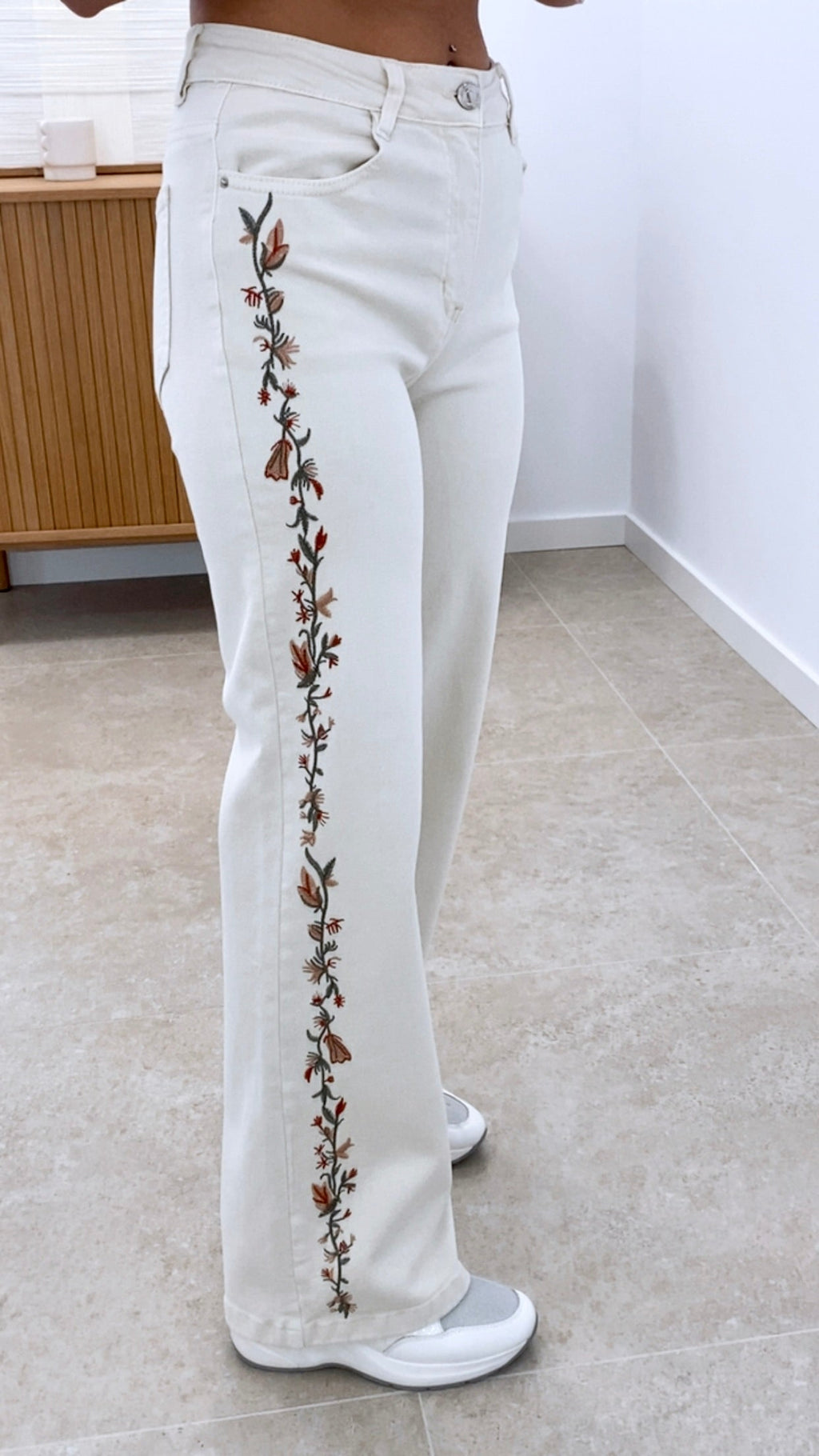 PANTALÓN FOLY BORDADO