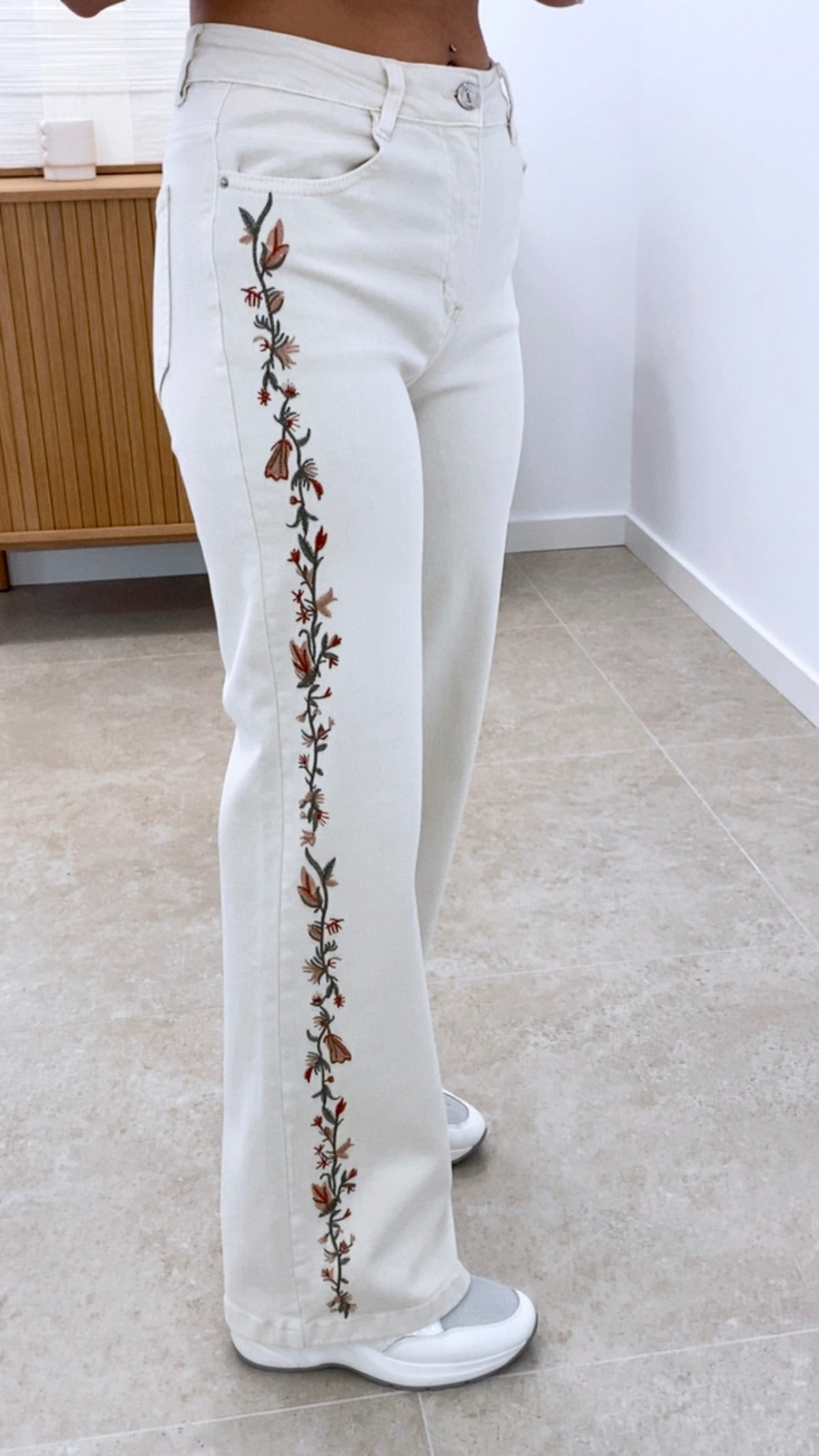 PANTALÓN FOLY BORDADO