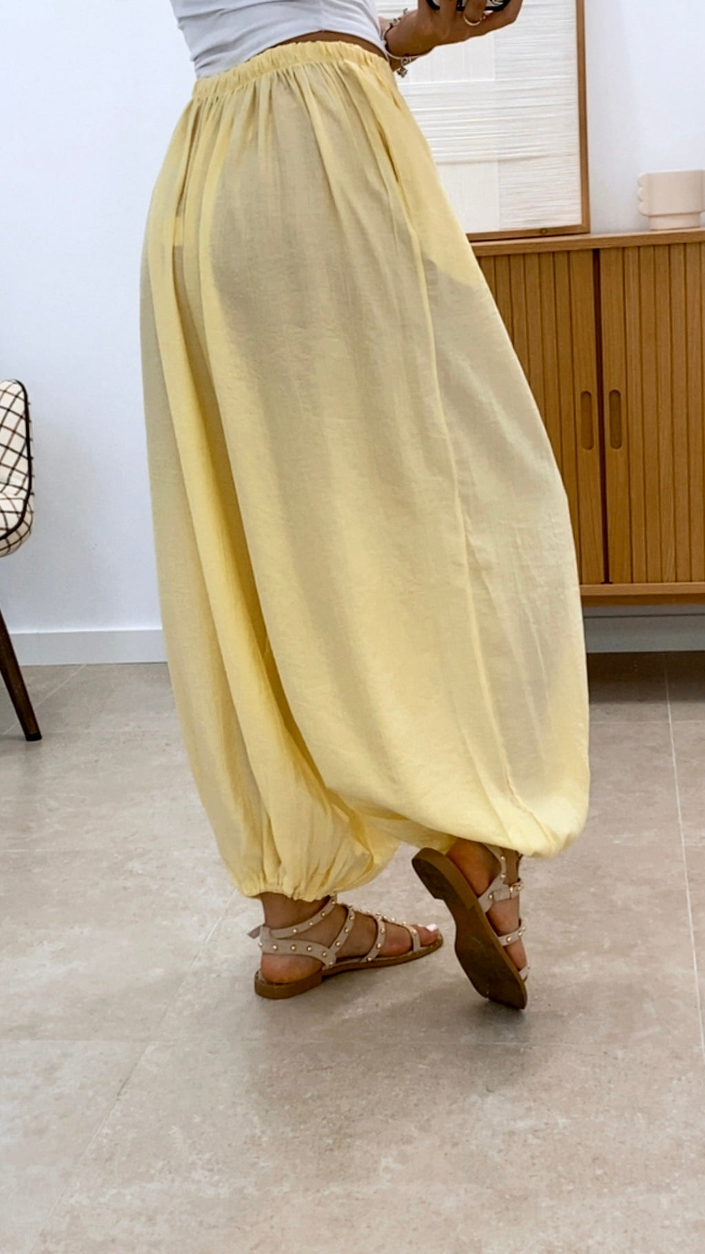 PANTALÓN LISO BOMBACHO