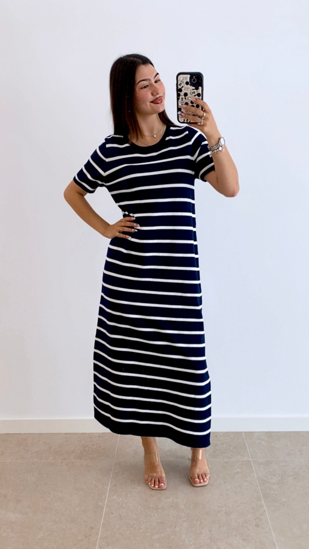 VESTIDO PUNTO LÍNEAS