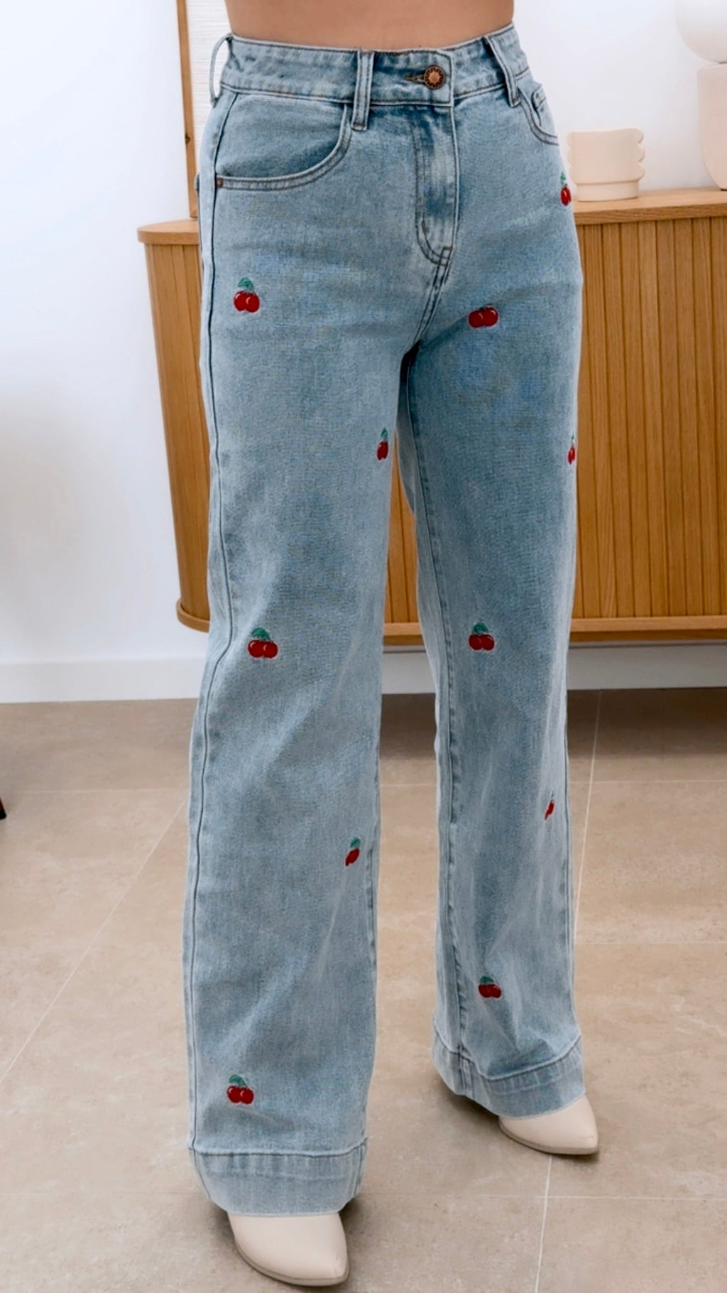 PANTALÓN CEREZA