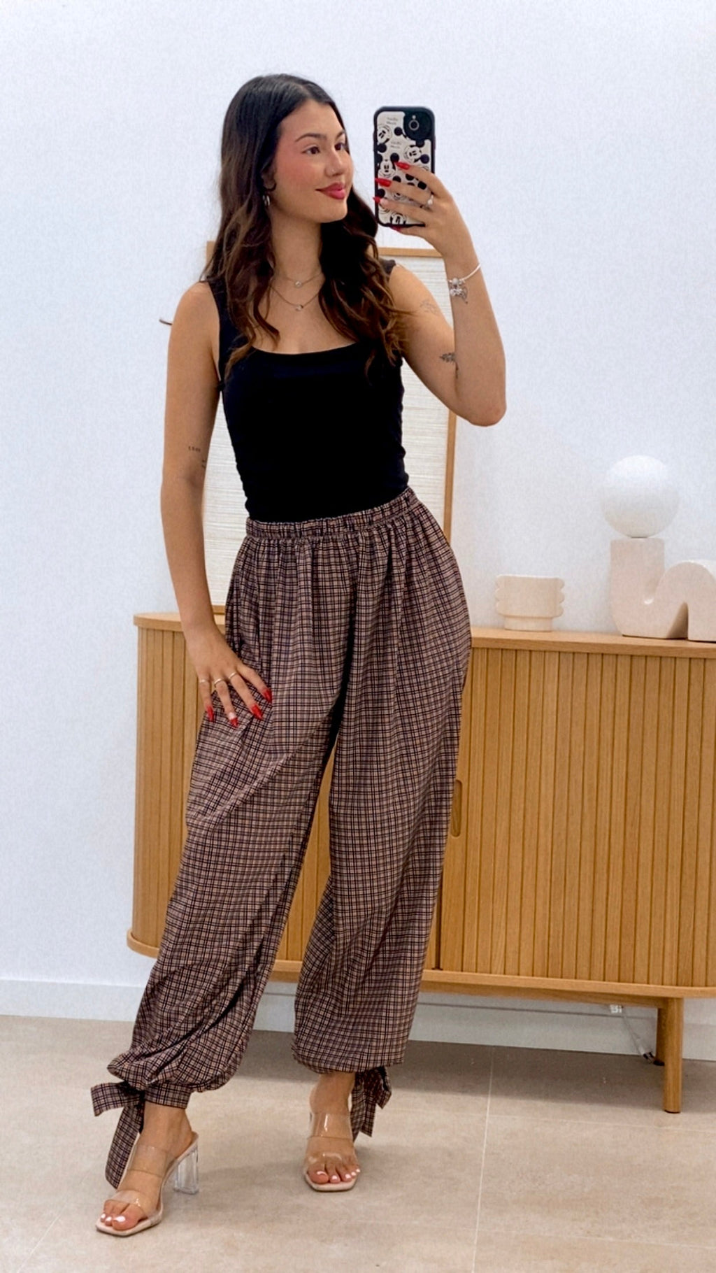 PANTALÓN BAJO LAZO CUADRITOS
