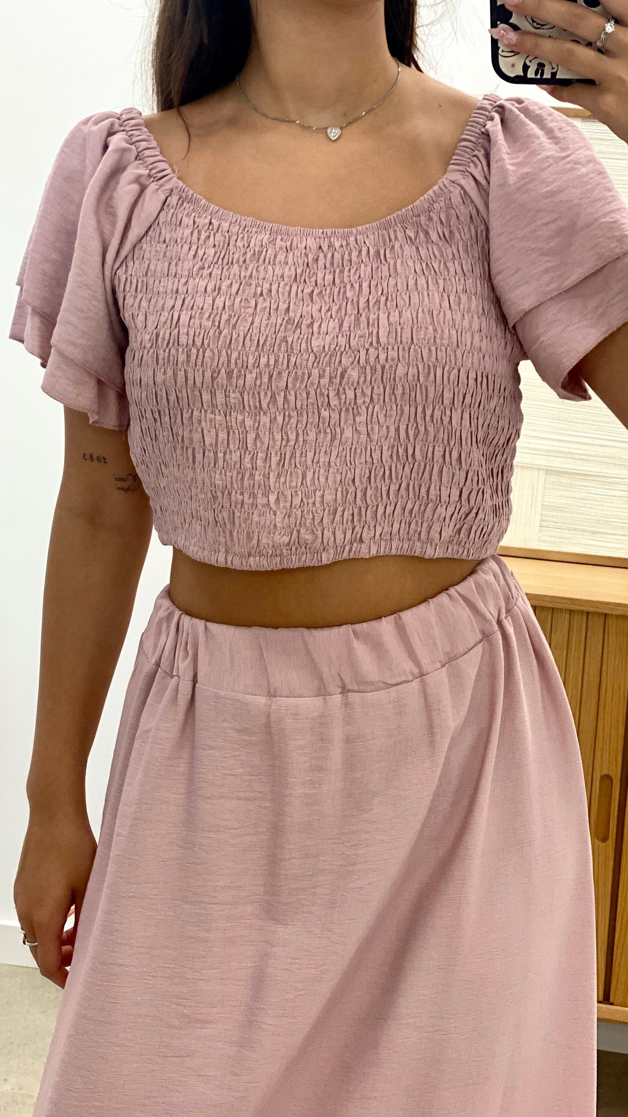 CONJUNTO TOP MANGA VOLANTES  Y FALDA LARGA