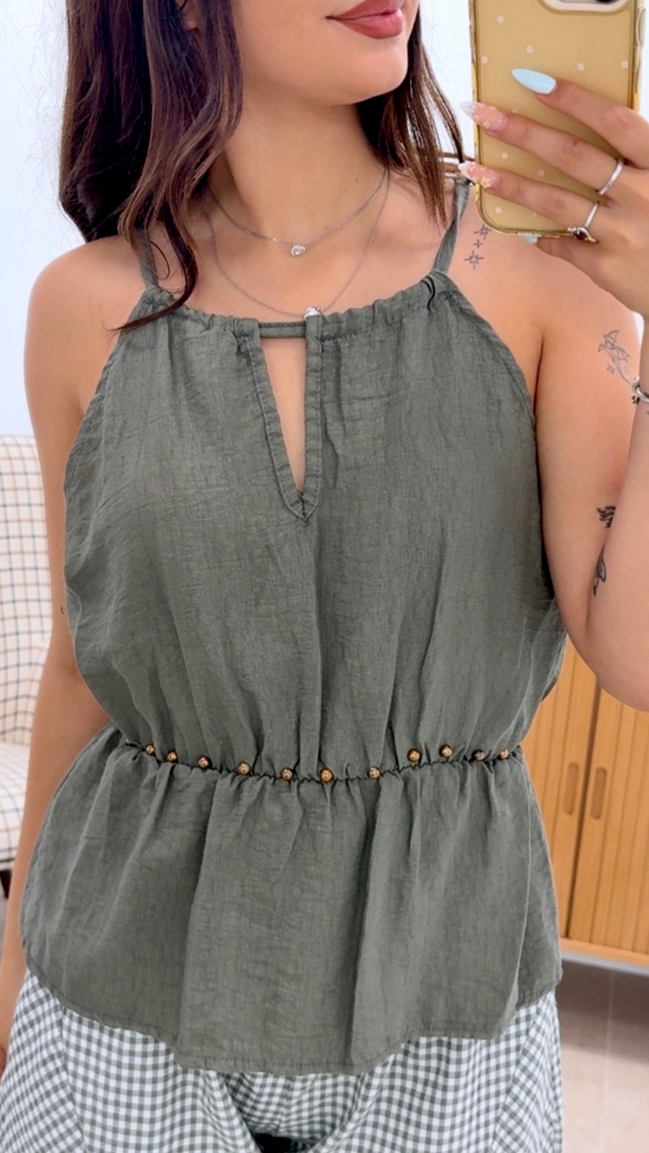 CAMISETA CINTURA ENGOMADA SIN MANGAS