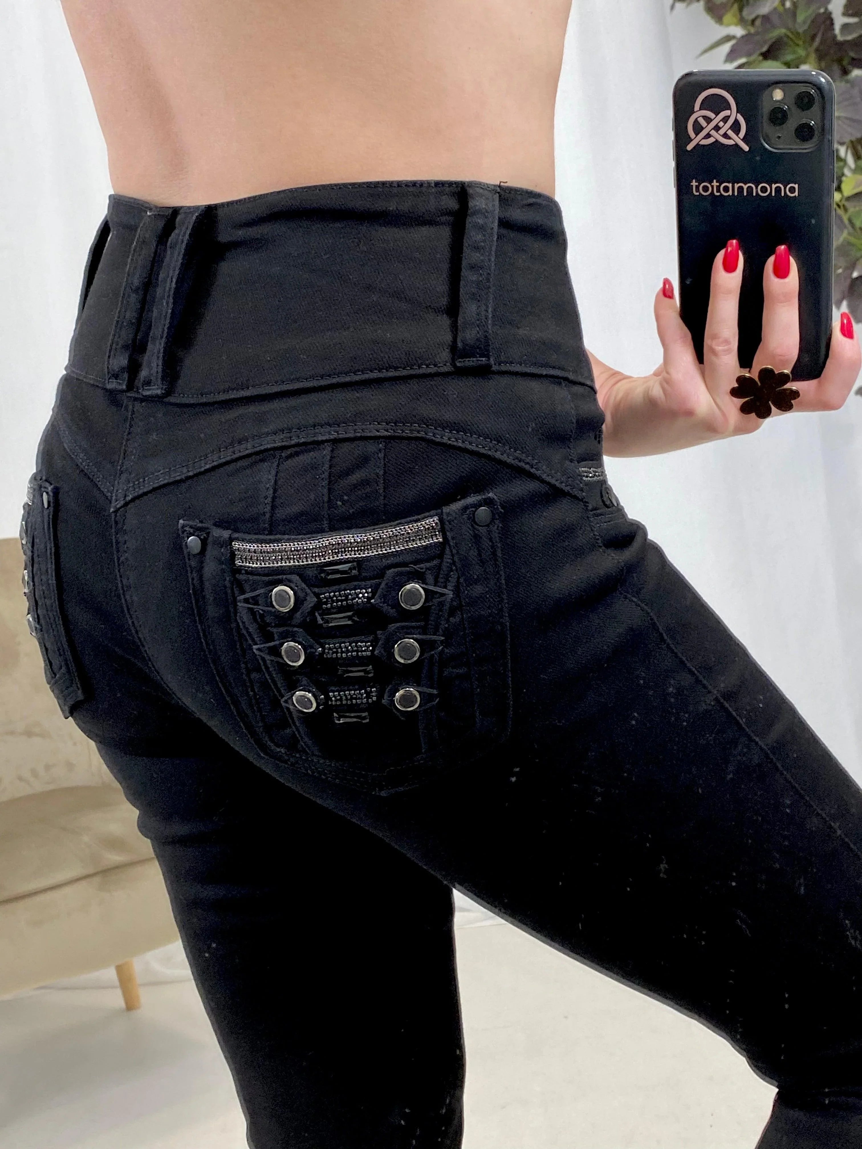 PANTALÓN KARDA